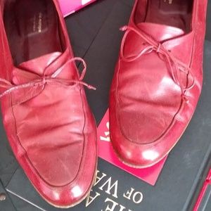 Renaissance Style Slip-on with laces Size 10D Red